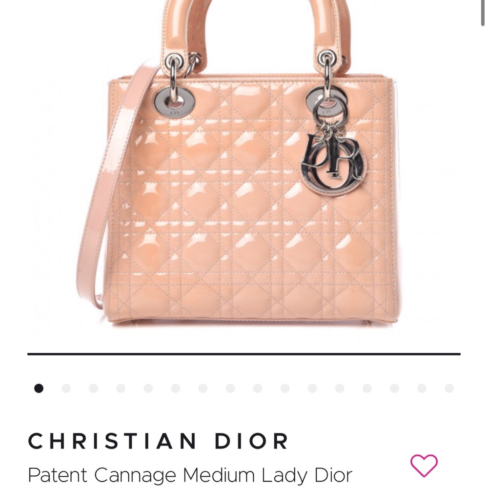 CHRISTIAN DIOR
Patent Cannage Medium Lady Dior Beige vintage bag